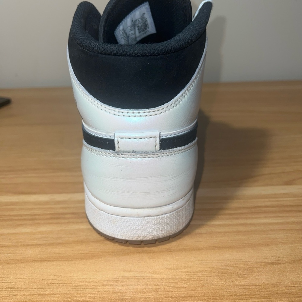 Jordan 1 mid diamond size 10.5 - Picture 12 of 16